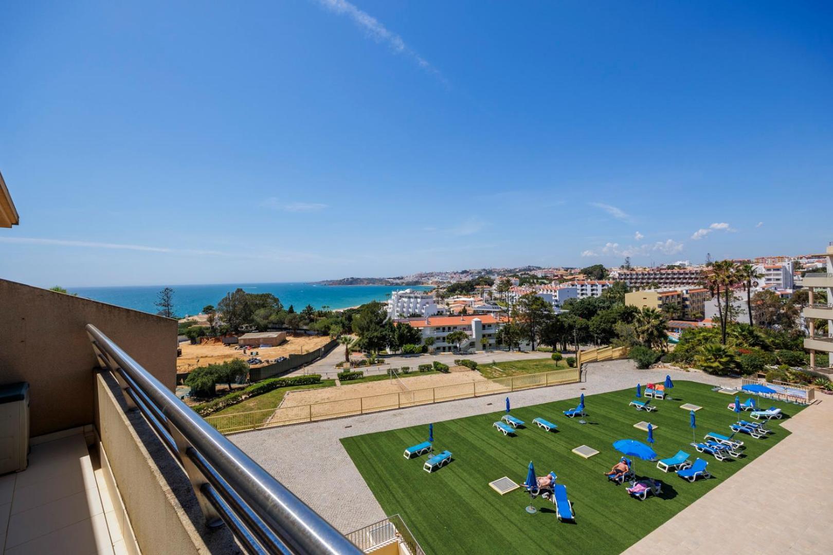 Algarve Beach Apartments Αλμπουφέιρα Εξωτερικό φωτογραφία