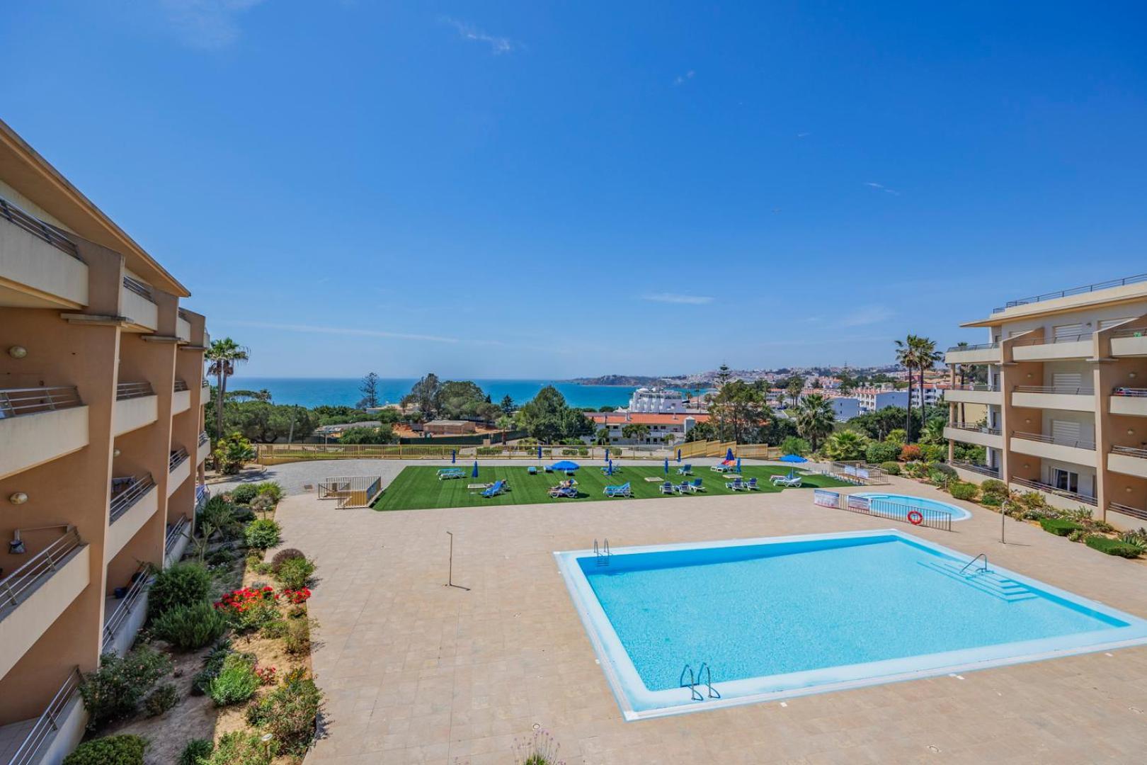 Algarve Beach Apartments Αλμπουφέιρα Εξωτερικό φωτογραφία