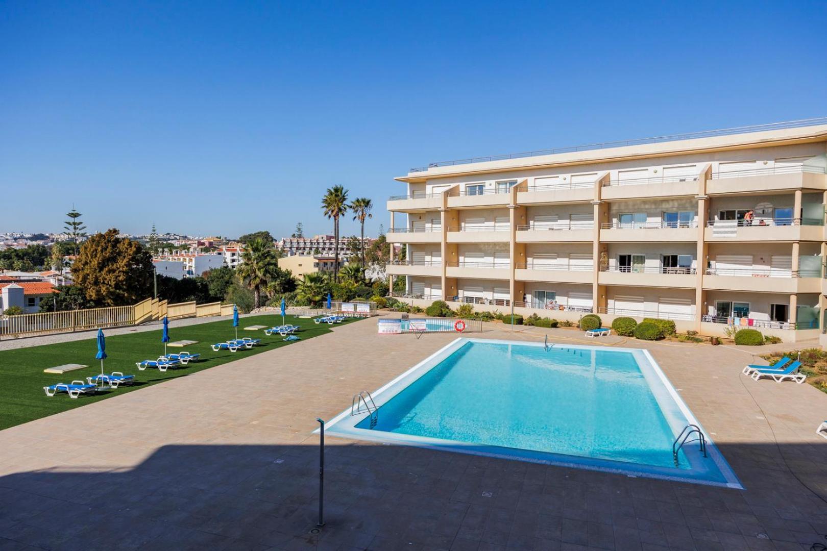 Algarve Beach Apartments Αλμπουφέιρα Δωμάτιο φωτογραφία